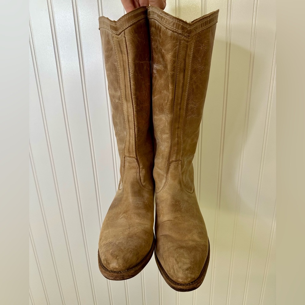 Frye Women’s Cowboy Tan Leather Knee-High Boots Size 8.5 - Picture 3 of 8